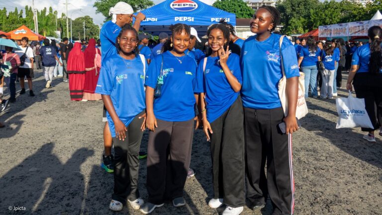 UW9